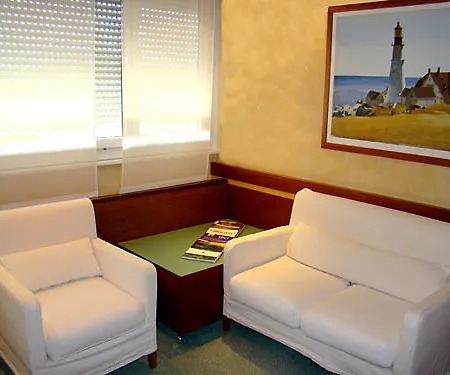 Hotel De La Vendee Lancy